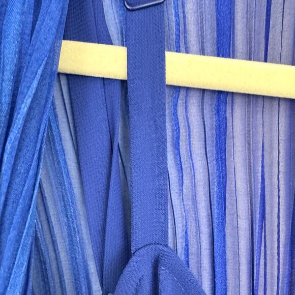 Maggie Barnes Womens Pleated Blouse Tank Set Size 5X Flowy Sheer Classic Blue - Picture 5 of 7